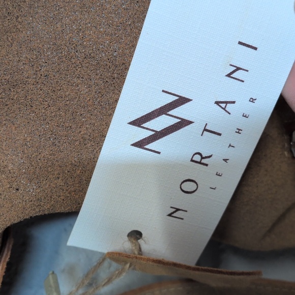 Nortani Brown Suede Leather Shoulder Bag, Convertible Hobo, NWT - Picture 4 of 10